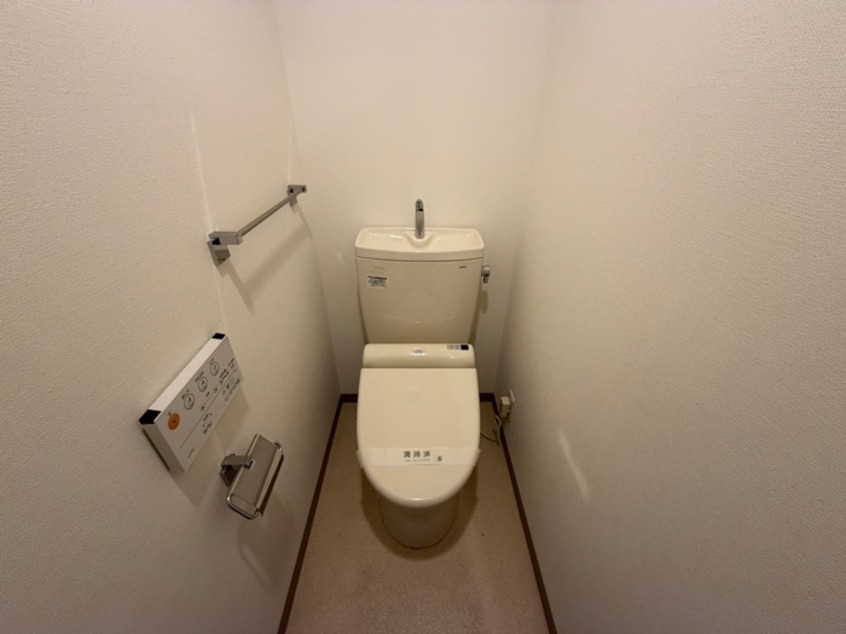 トイレ メゾン　エフ　カミサワ