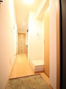玄関 エミネンス西京極