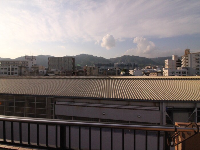 室内からの展望 西灘駅前ハイツ