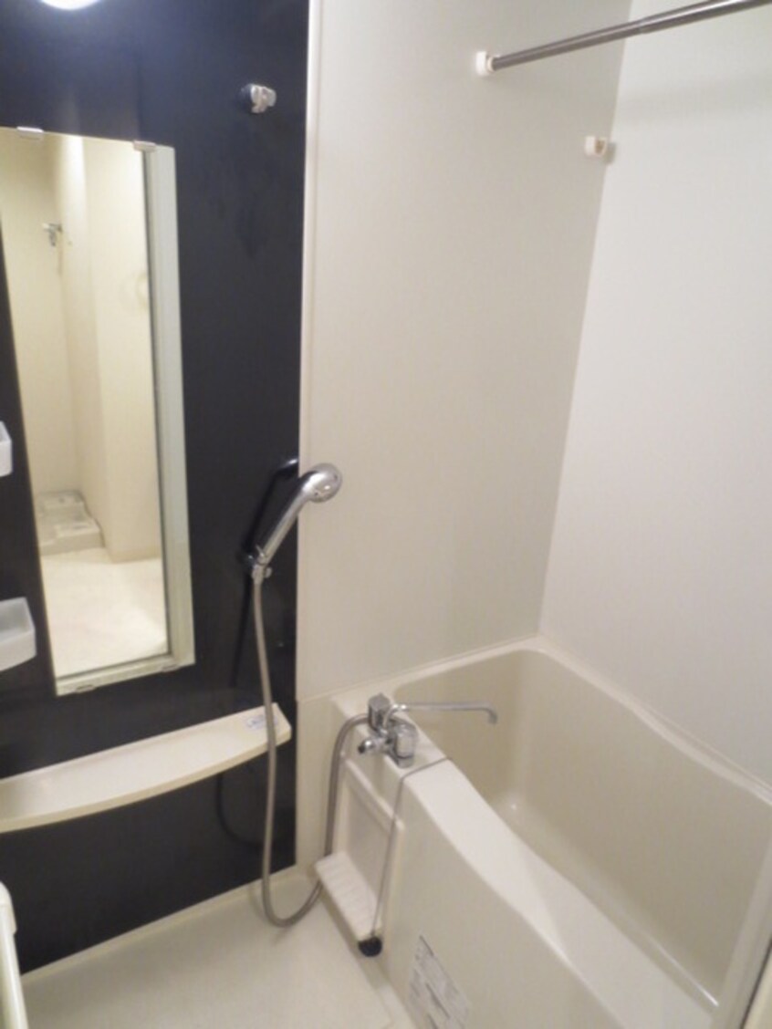 内観写真 エスリ－ド弁天町南(502)