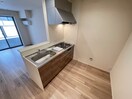 キッチン メゾン　ド　コリーヌ　平野