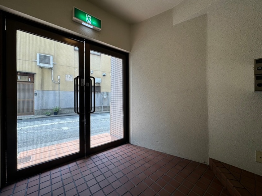 エントランス部分 レステ洞院