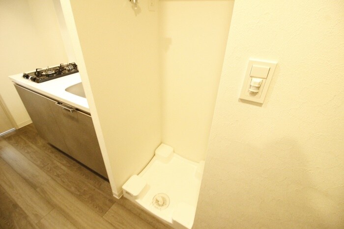 洗濯機置場 ﾌﾟﾚｻﾝｽ神戸長田ﾏﾘｴﾝﾄ(0404)