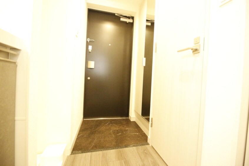 玄関 ﾌﾟﾚｻﾝｽ神戸長田ﾏﾘｴﾝﾄ(0404)