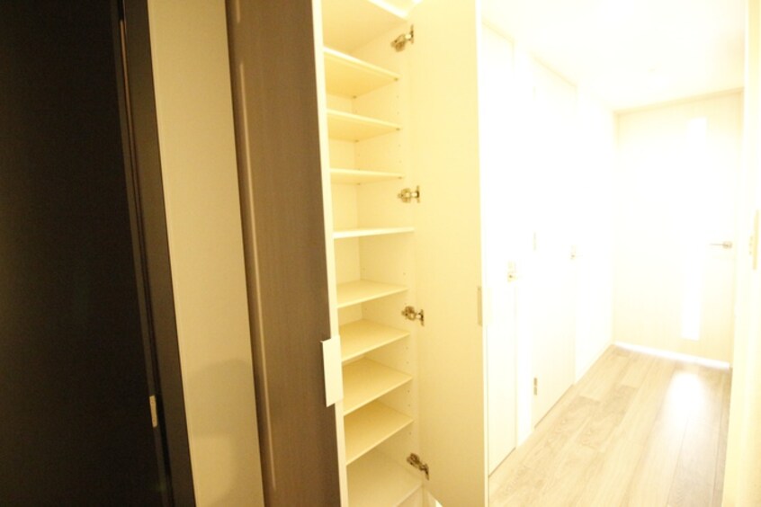 靴箱 ﾌﾟﾚｻﾝｽ神戸長田ﾏﾘｴﾝﾄ(0404)