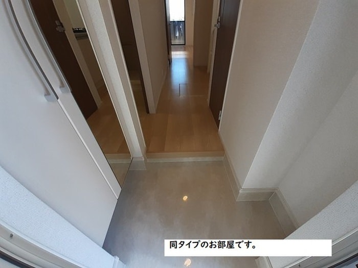 玄関 メゾン　ド　シュシュ