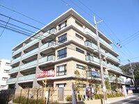 ユニハイムエクシア池田城山