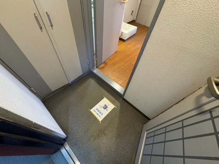 玄関 ボイスデムドン