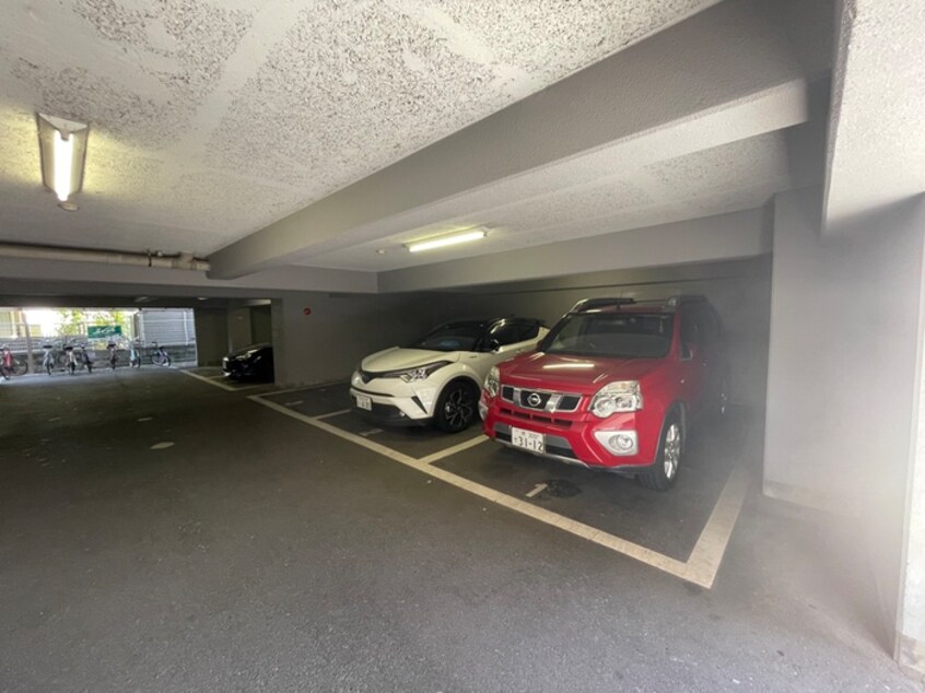 駐車場 メゾンハピネスアビコ