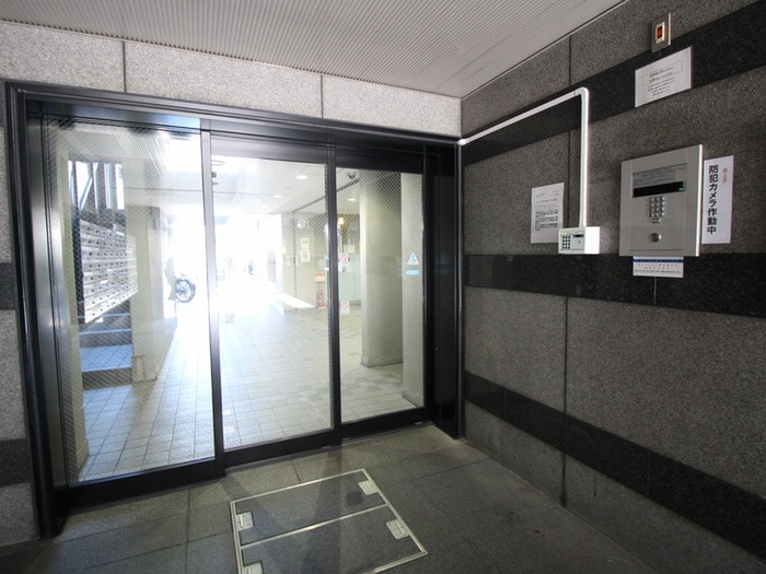 エントランス部分 ホ－ユウコンフォルト西陣(312）