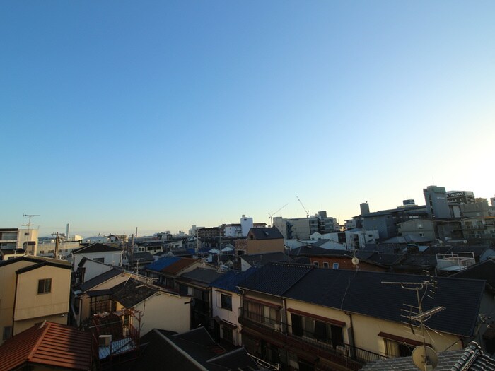 室内からの展望 新橋ハ－バ－