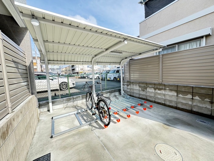 駐輪場 シリエージュ西今川