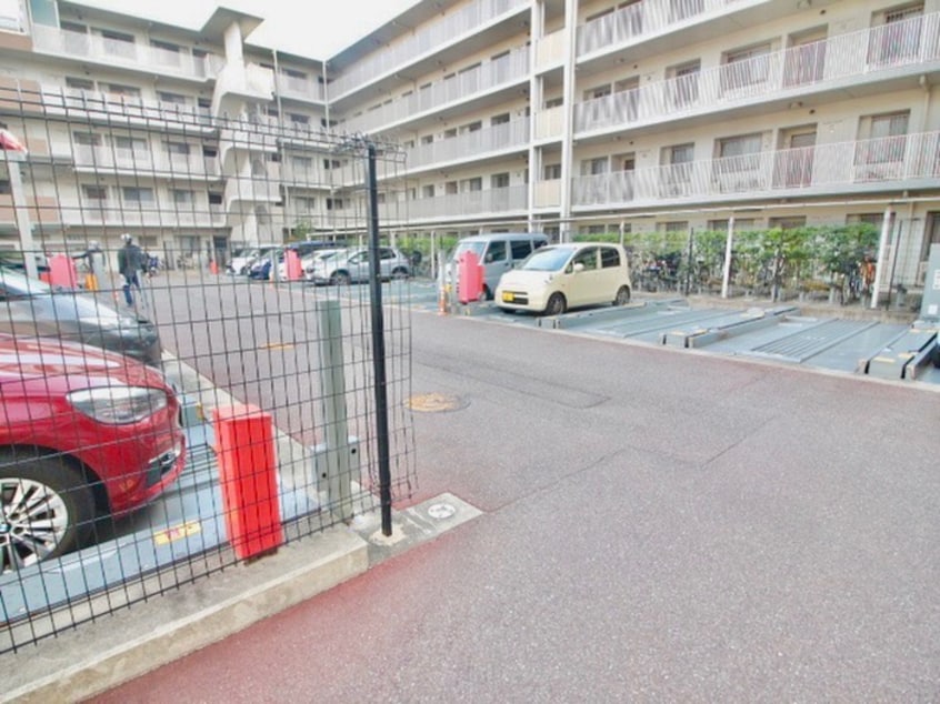 駐車場 甲子園三番町ハイツ