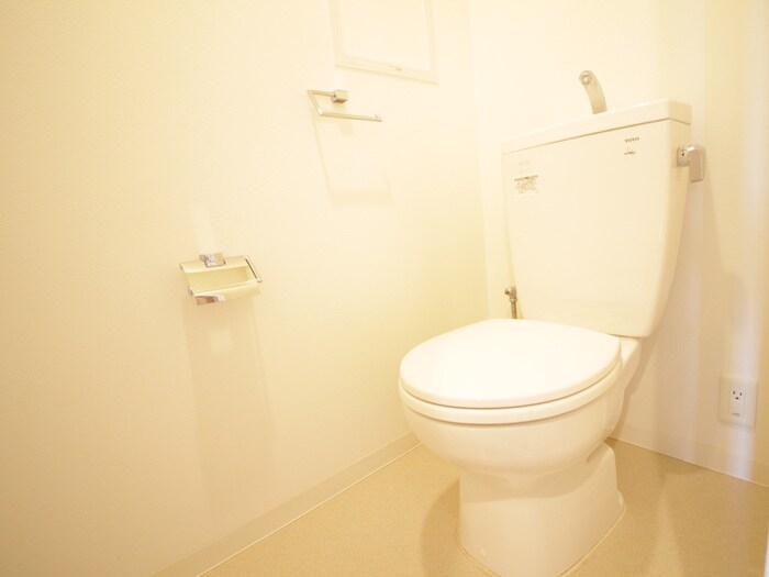 トイレ 甲子園三番町ハイツ