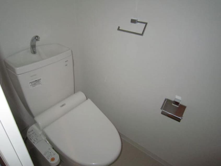 トイレ 甲子園三番町ハイツ