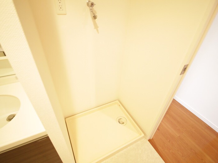 洗濯機置場 甲子園三番町ハイツ