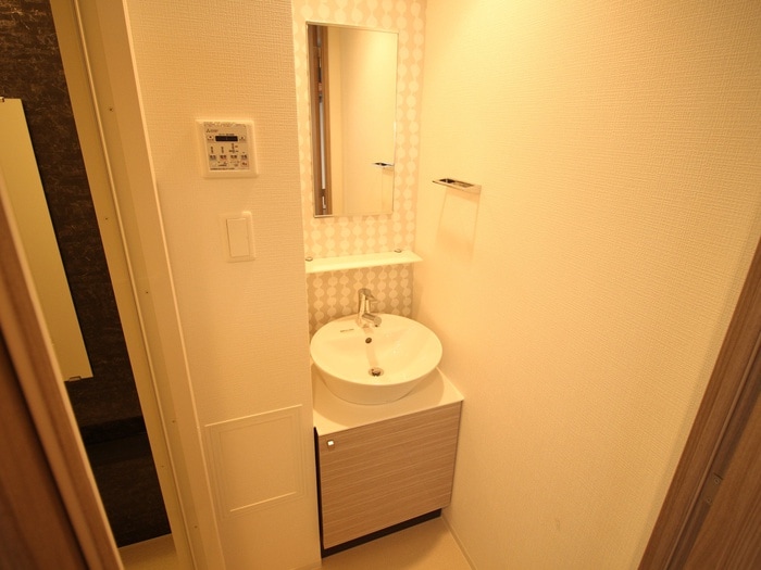 洗面 ｴｽﾘｰﾄﾞ京都梅小路ｱｳﾞｪﾆﾃ(609)