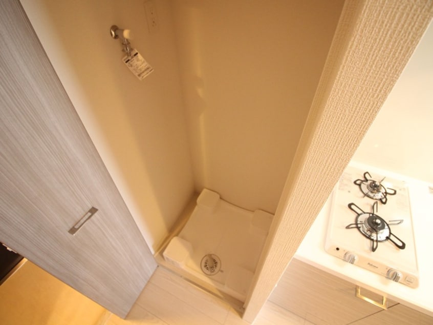 洗濯機置場 ｴｽﾘｰﾄﾞ京都梅小路ｱｳﾞｪﾆﾃ(609)