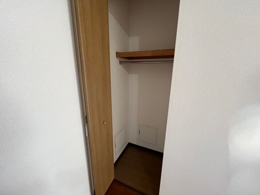 収納 白鷹苦楽園マンション
