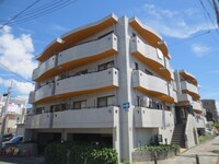 ラフォーレ豊里