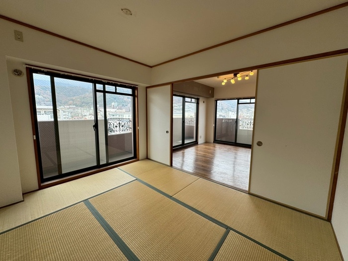 居室 ローレル岡本南（701）