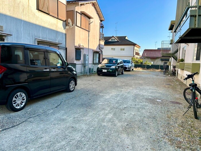 駐車場 パレ福村