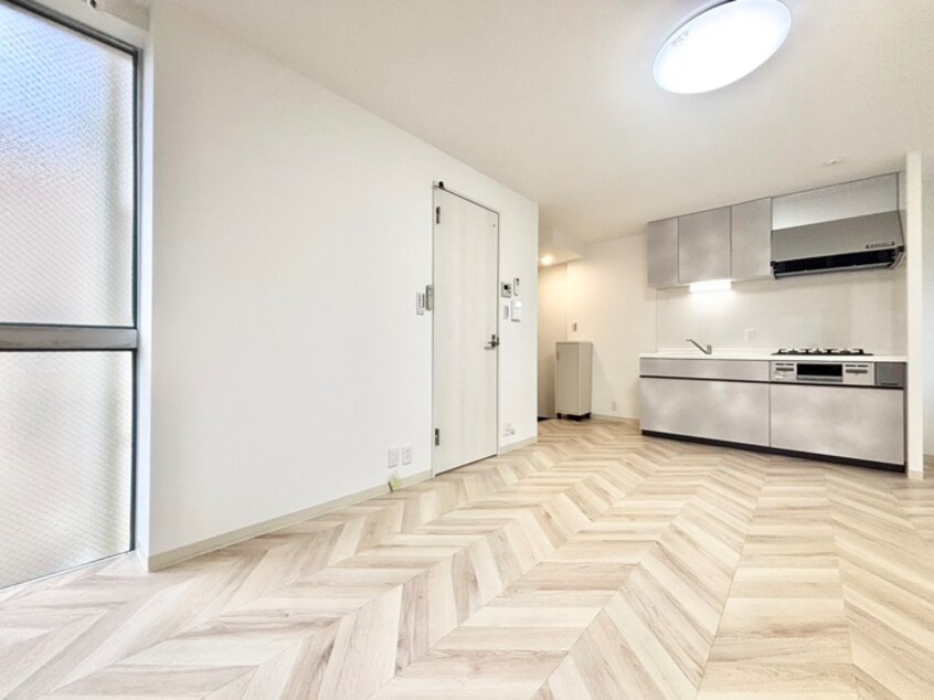 居室 鴨戸ハイツ