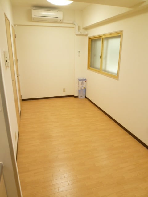 居室 発春レジダンス