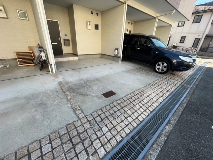 駐車場 ＫＡＲＩＮ上沢