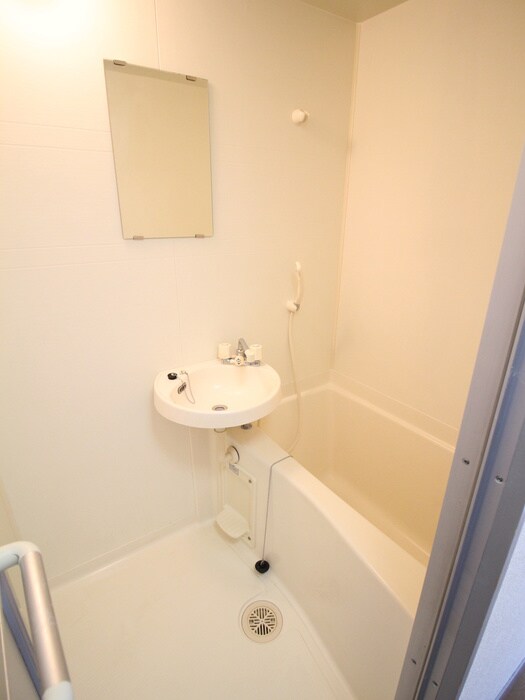 バス／シャワールーム等 ミモザ館