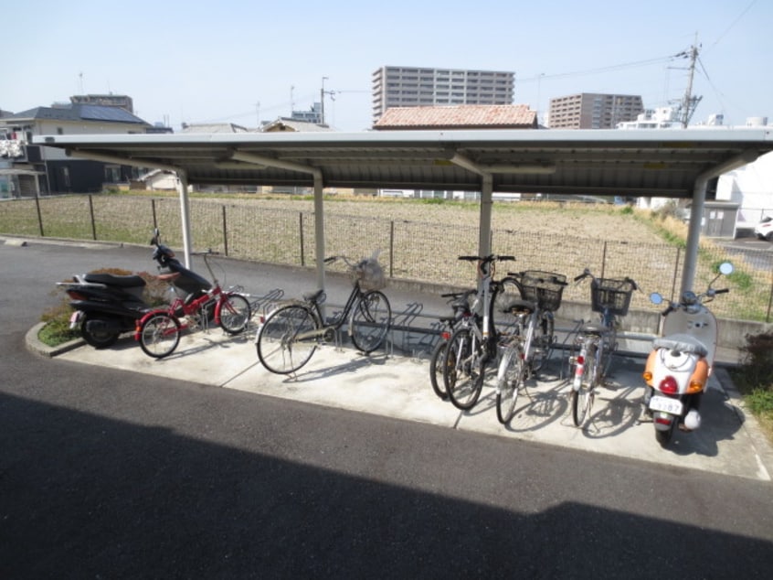 駐輪場 ジュネス山元