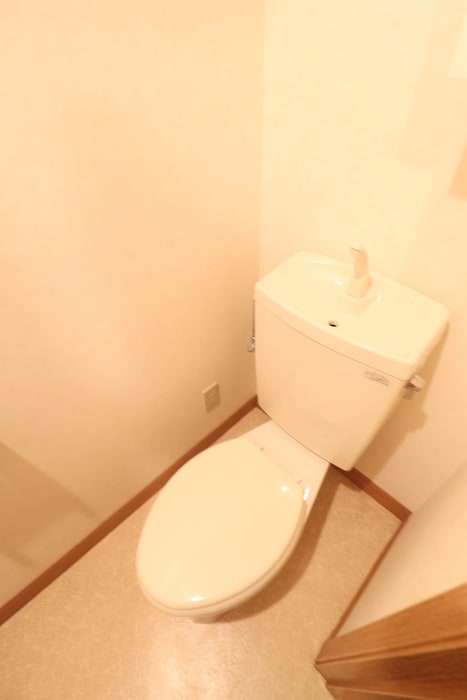 トイレ ジュネス山元