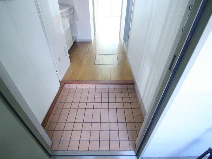 玄関 サテライト王子公園