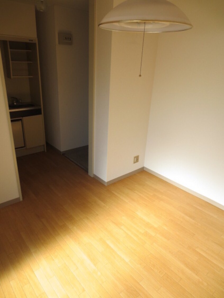 居室 信和マンション