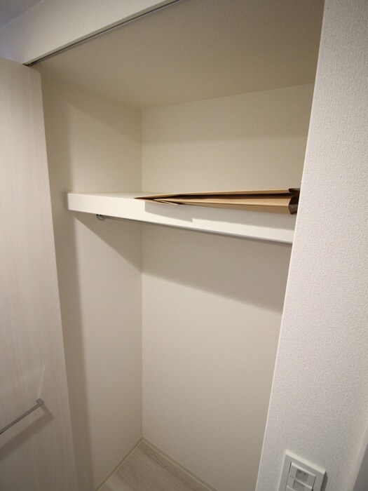 収納 ﾌﾟﾚｻﾝｽ東三国駅前ｸﾞﾗﾝｸﾗｽ(1105)