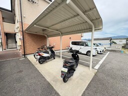 バイク置き場