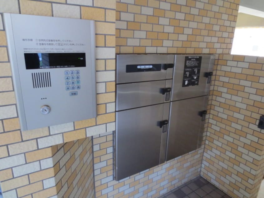 エントランス部分 コルザ