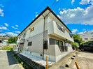 富田マンションの外観