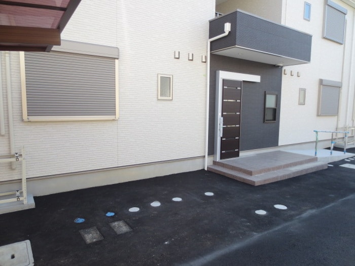 エントランス部分 アンカーイルミナーレ２号館