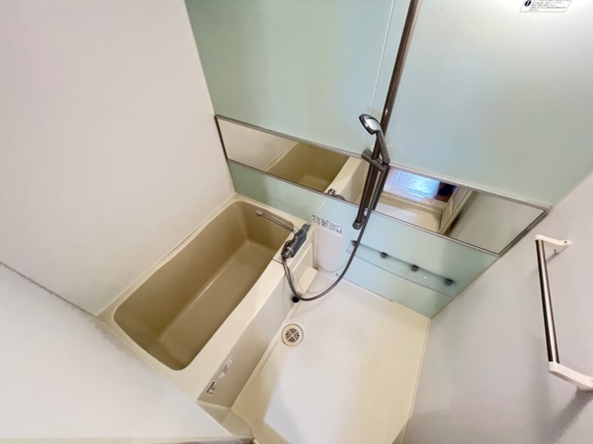 バス／シャワールーム等 アルファオメガ