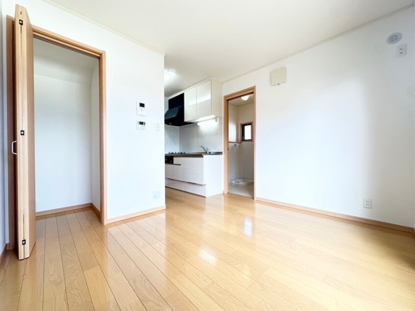 居室 建石町テラスハウス