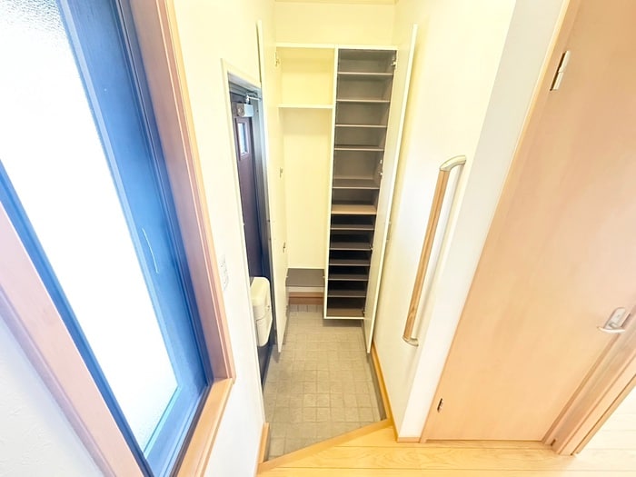 靴箱 建石町テラスハウス