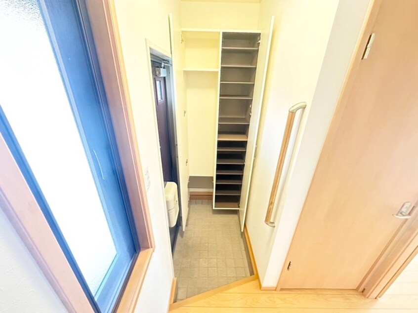 靴箱 建石町テラスハウス
