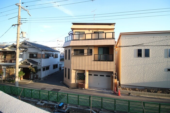 室内からの展望 ﾌﾟﾚｻﾝｽ新大阪ｲｵﾘｱ(0719)