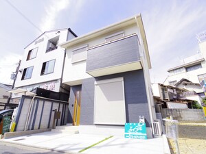 桃陵町貸家