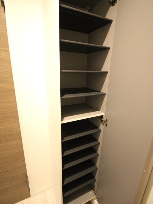 靴箱 ＡＬＥＧＲＩＡ門真上野口町