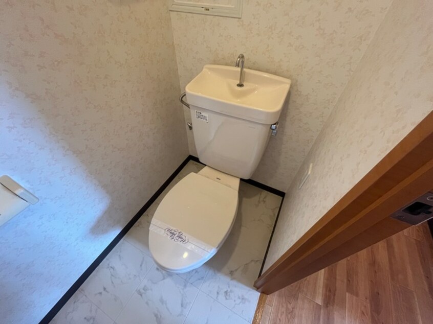 トイレ カンファ高木西