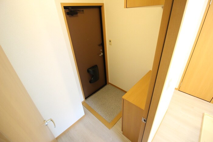 玄関 クレスト太秦