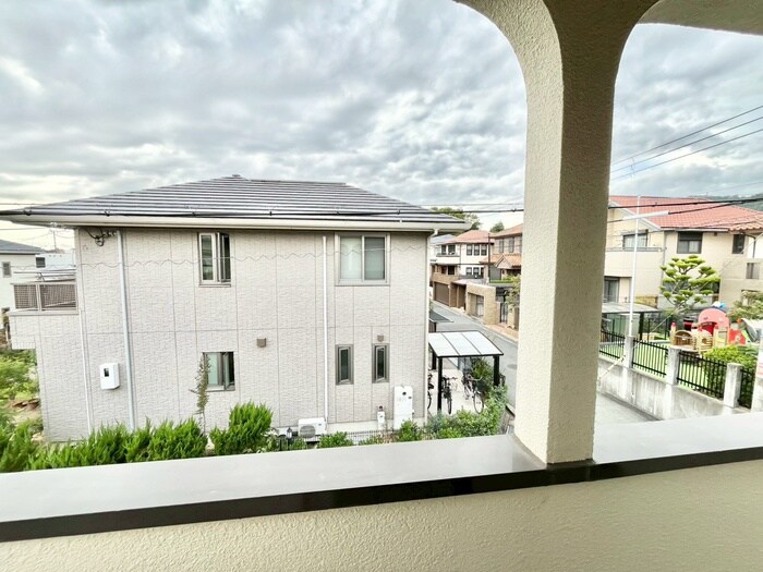 室内からの展望 桜ケ丘1丁目テラスハウス