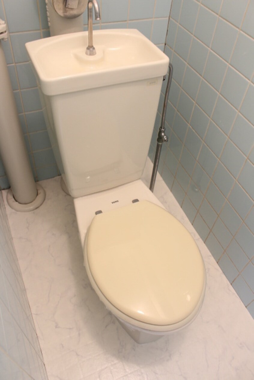 トイレ カトリエ－ム中島